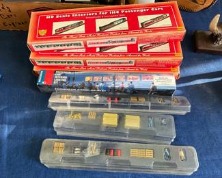 Train accessories 