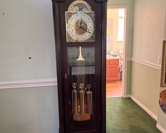 Grandfather clock 