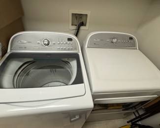 Whirlpool cabrio washer and dryer 