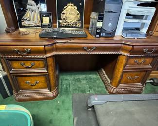 Office furniture 