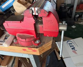 Craftsman Vise 