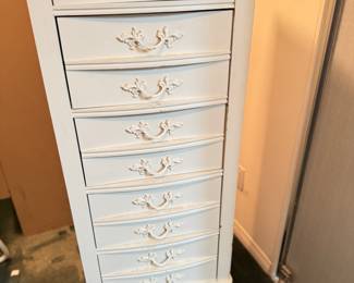 Jewelry armoire 