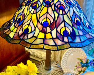 THIS TIFFANY STYLE PEACOCK LAMP IS A STANDOUT!