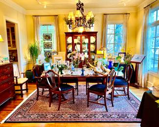 HERE WE GO!  ROOM BY ROOM!  FABULOUS DINING ROOM!