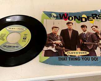 THE WONDERS "THAT THING YOU DO!" 45 RECORD.