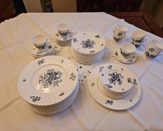 Bone china "Blue Sprays"