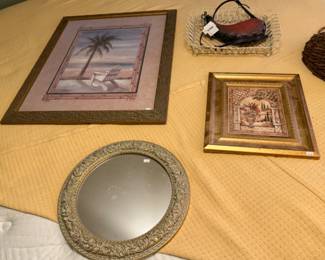 Artwork, Round Accent Mirror