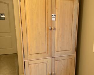 Armoire