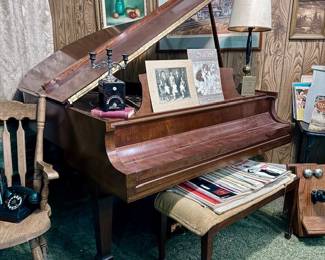 Steinway & Sons Grand Piano ~ Model M