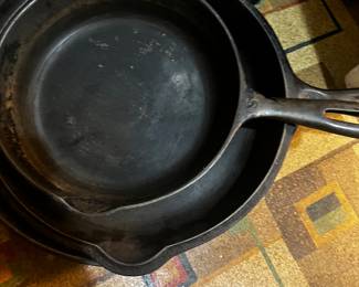 Cast Iron Skillets 