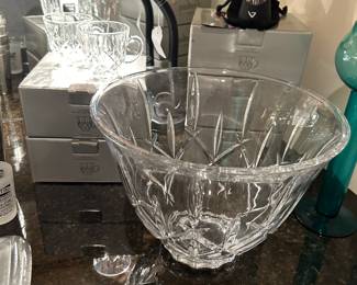 Gorham Lady Anne Punch Bowl with 20 Cups Sold as a Set