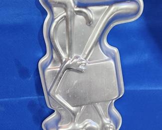 1977 Wilton Pink Panther Cake Pan