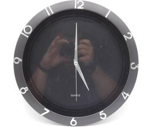 Ostar Modern Black Quartz Wall Clock