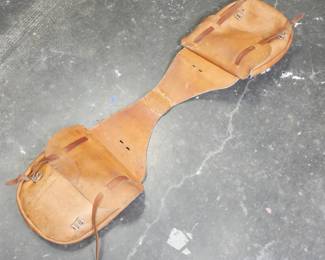 Grundman Tan Leather Horse Saddlebags