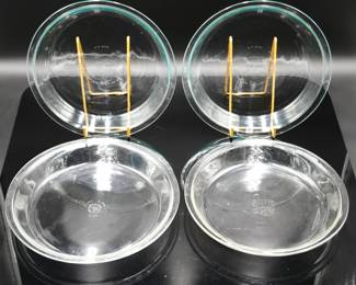 Lot of 4 Pyrex Glass Bakeware Round Pie Plates