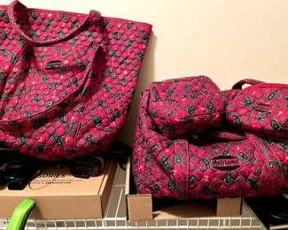 Vera Bradley Travel Set!   Like new!