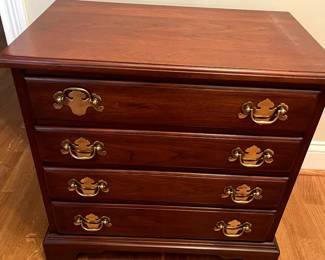 Henkel-Harris Side table or end table.  Matches other furniture...an eye catching piece!