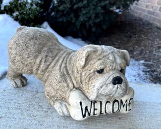 Bulldog LOVE!  Many sizes, ALL adogable!