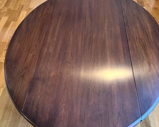 Coffee table with both sides up...lovely!