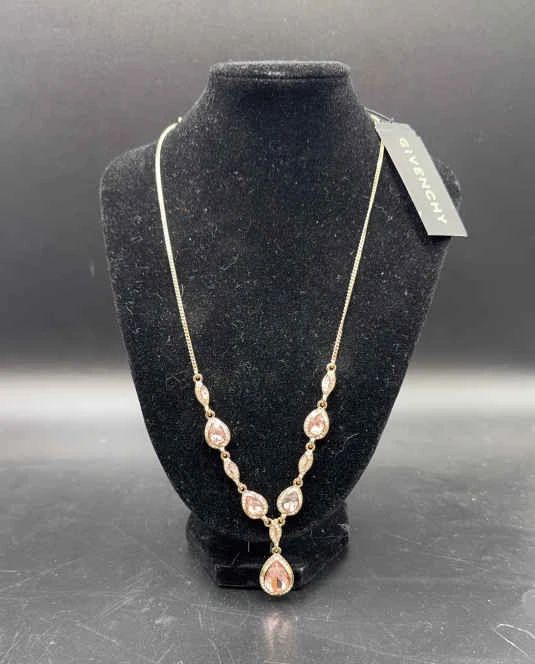 001 Beautiful Givenchy Necklace