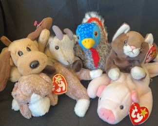 Beanie Gallore Farm Crew 