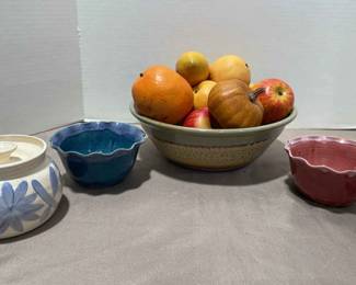 Pretty Pottery Pieces 