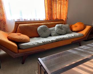 Rowe classic! Seat cushion needs reupholstering but now is your chance to own this classic!