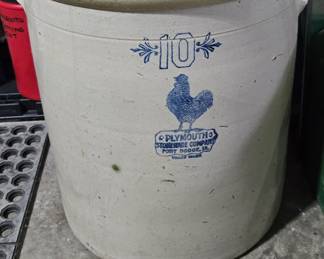 Plymouth Stoneware Co Crock