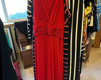 Black Label by Evan Picone Red Maxi Cocktail Dress – Size 12