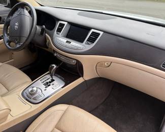 2009 Hyundai Genesis 