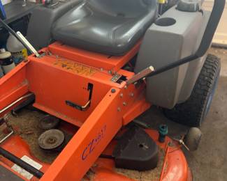 Husqvarna Zero Turn Riding Lawn Mower – CZ4817 