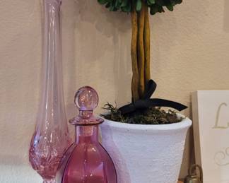 Faux Boxwood Topiary,Pink Swung Glass Bud Vase, Pink Glass Perfume Bottle