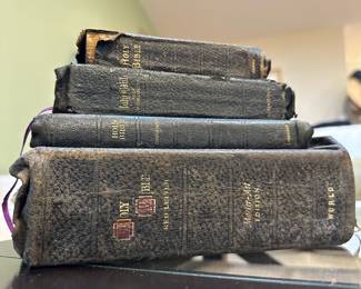 1913 Holy Bible Red Letter Master Art Edition, Cambridge Holy Bible King James Version, 1900's Oxford Holy Bible