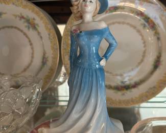 Coalport Ladies of Fashion "Elaine" Figurine
