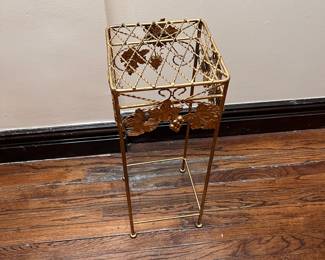 accent pieces all around