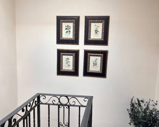 wall art throughout. Good quality, excellent value