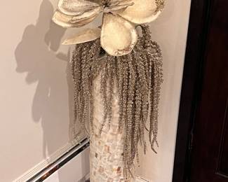 Lovely floral arrangement. MOP Vase, glamour floral arrangement