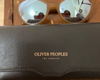 Oliver peoples glssses 