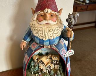 Jim Shore 19” tall - Solar. 