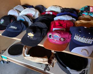 Hat collection including a 1995 Super Bowl hat, Chargers v Giants & 2 Chargers hats