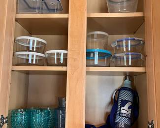 Great storage options - glass & Tupperware