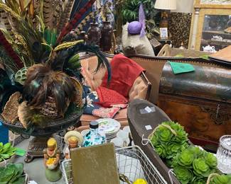 Floral and other creative decoratives