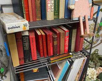 4 Linear feet of books