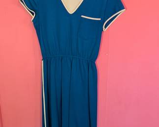 Very cute vintage dress