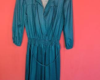 Very cute vintage dress