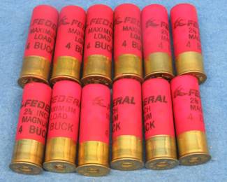 Lot 51. 12 mixed Federal 12-gauge 4-buck shells.