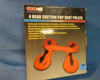 Lot 264. 4-Head Suction Cup Dent Puller