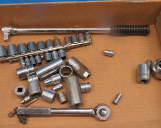 Lot 401. Misc. sockets, ratchet, and breaker bar