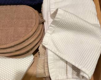 Kitchen towels