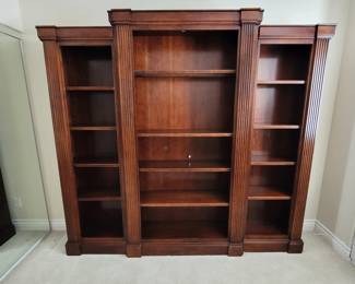 Mahogany 3-part fluted column lighted bookcase